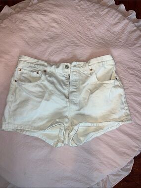 Levi's White Women's Denim Shorts